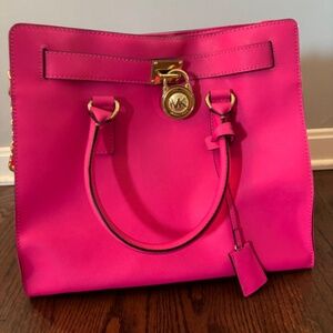 Micheal kors tote bag